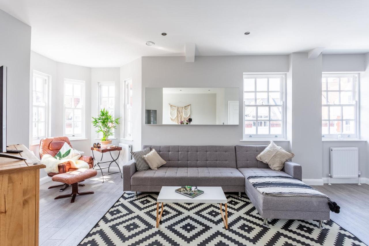 2 Bedroom Apartments With Sofa Bed In Southend Eksteriør bilde
