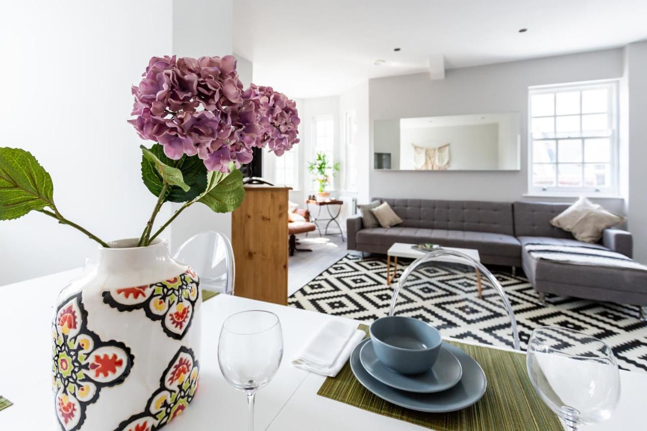 2 Bedroom Apartments With Sofa Bed In Southend Eksteriør bilde